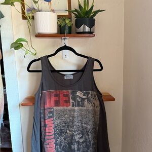 Graphic Print Gray Tank Top